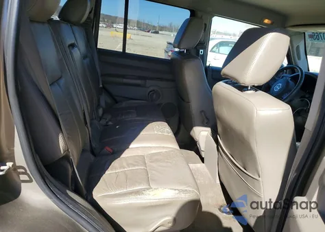 2006 Jeep Commander из США, поврежденный, VIN 1J8HG48K16C197272